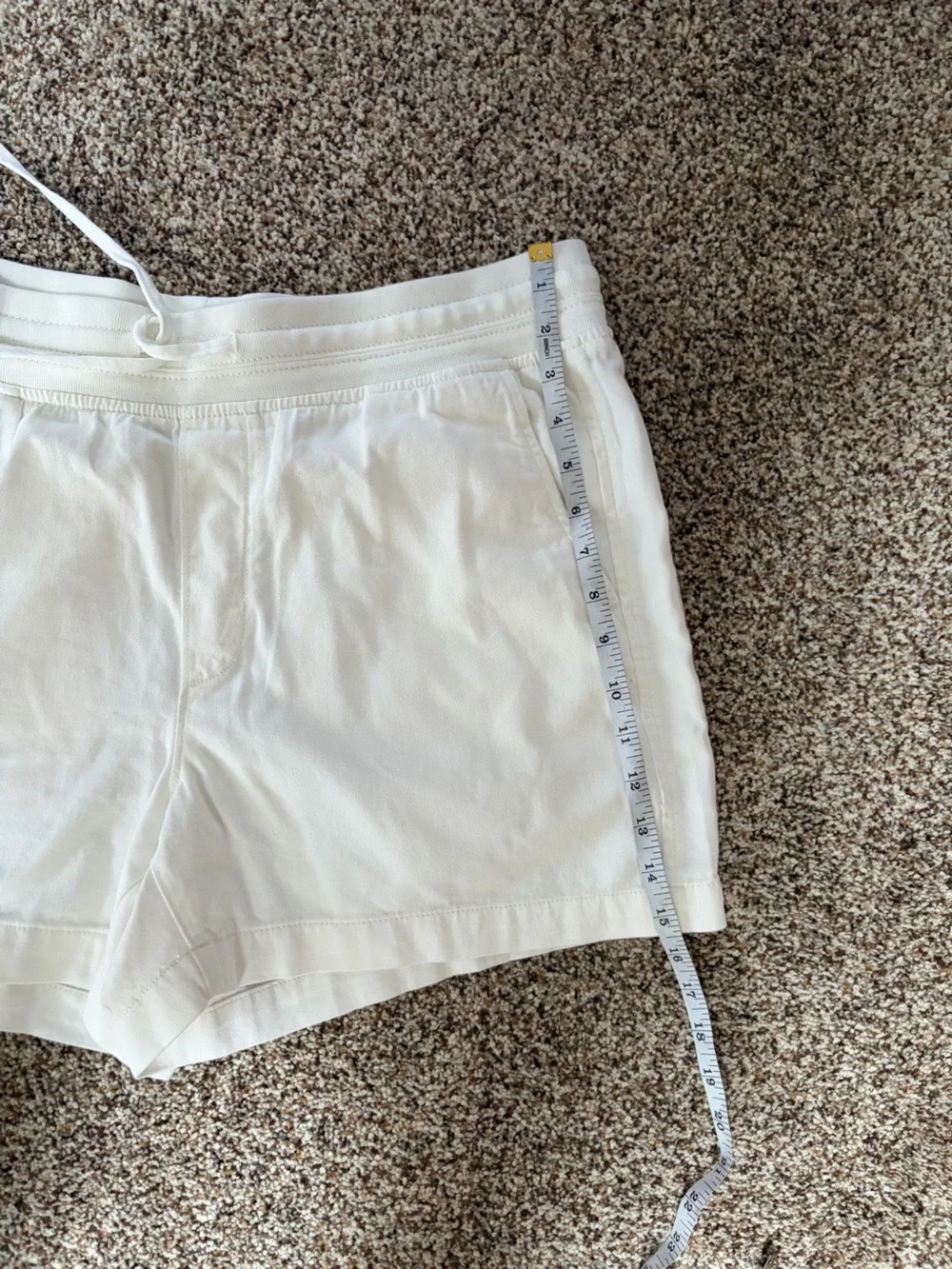 Orvis 🤍 white